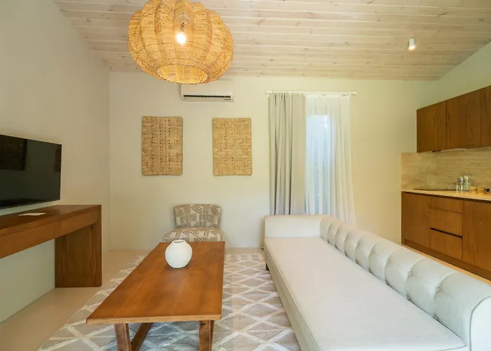 Akdeniz Bahcesi Villa Çıralı